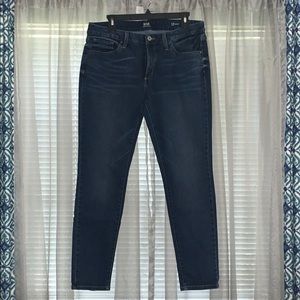 Ana Skinny Jeans